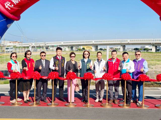 1380336_f22a6835bf03a46052fadc7ab8a7b5c8