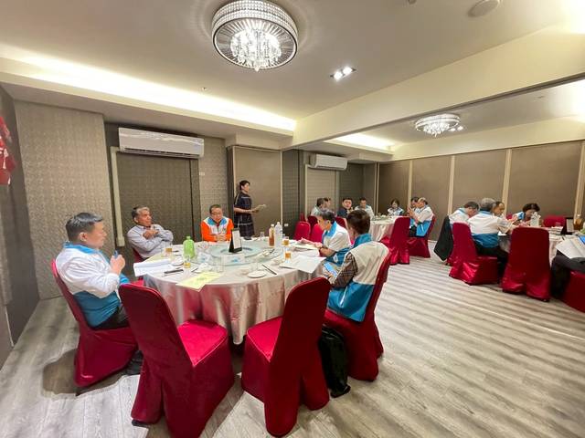 1381263_12c1e43020eb22b6eb87792952a7494e